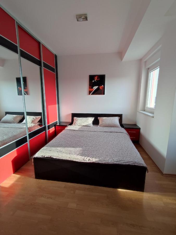 Apartman Ana Apartment Босанска Градишка Екстериор снимка